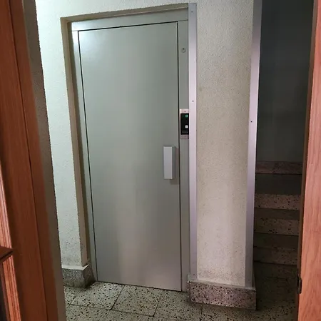 Moderno En Ciudad Apartment