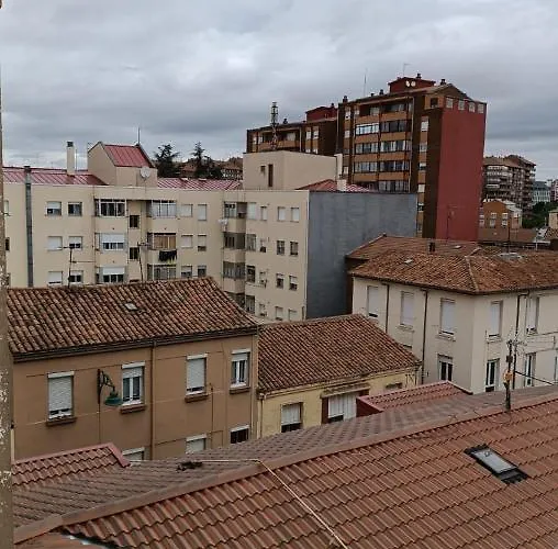 Moderno En Ciudad Leão